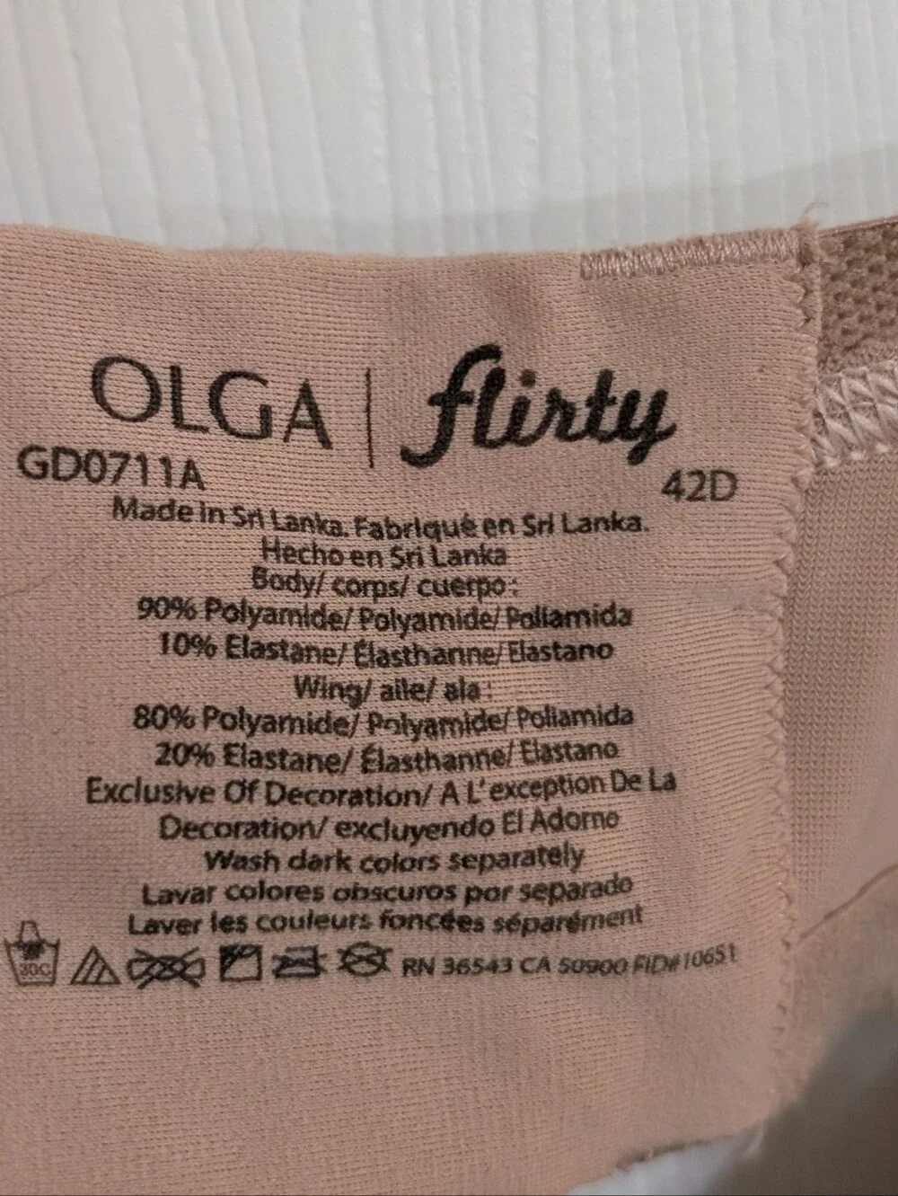 Olga Flirty Deep V-Neck Underwire Contour Bra Tan Size 42D (GD0711A)